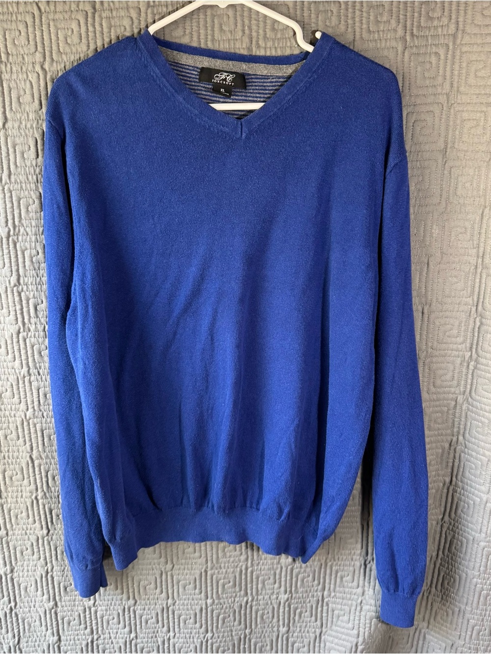 Foxcroft Mens XL Blue V Neck Sweater Cotton Cashmere Blend Lightweight Soft